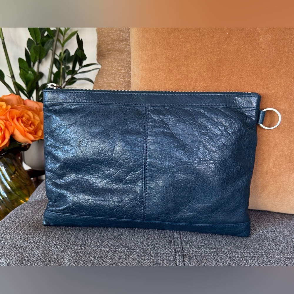 Balenciaga Teal Blue Leather Classic Clip Clutch - Picture 4 of 17